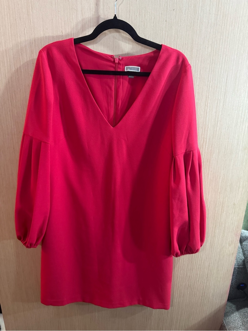 Chelsea28 Pink V‑Neck Balloon Sleeve Mini Dress Size 12